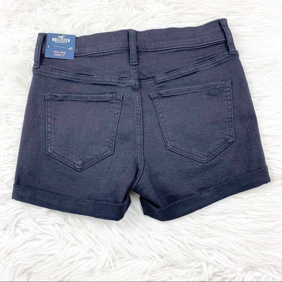 HOLLISTER High Rise Short Stretch 3” Distressed - Picture 2 of 8